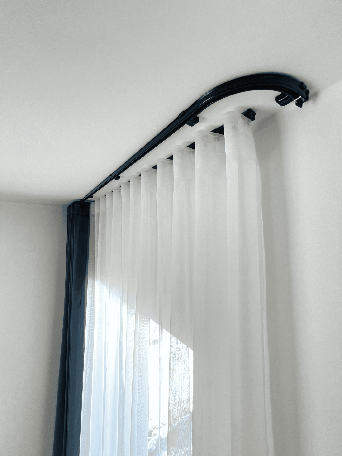 Black curtain rod